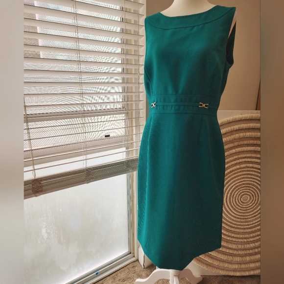 Tahari ASL Dresses & Skirts - Tahari Emerald Green Summer Cocktail Dress